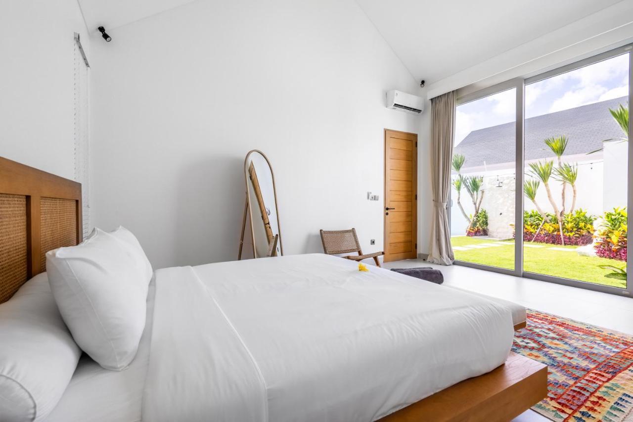 Casa Blanca Villa By Betterplace Uluwatu  Exterior photo