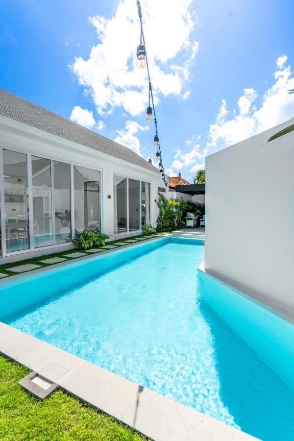 Casa Blanca Villa By Betterplace Uluwatu  Exterior photo